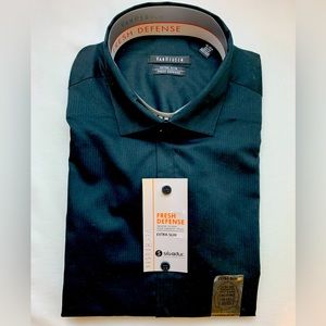 VanHeusen Black Dress Shirt extra slim 32/33, 15-15.5 neck. New with tags.